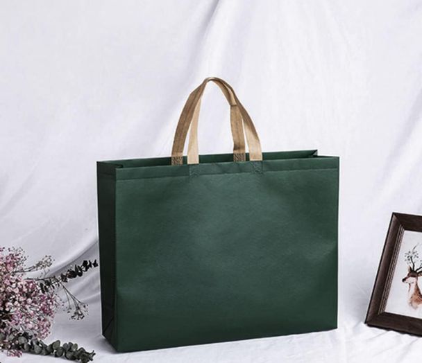 Non Woven Carry Bag in Oman